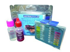 Astuccio analizzatore di cloro totale/bromo/ e pH a reagenti liquidi